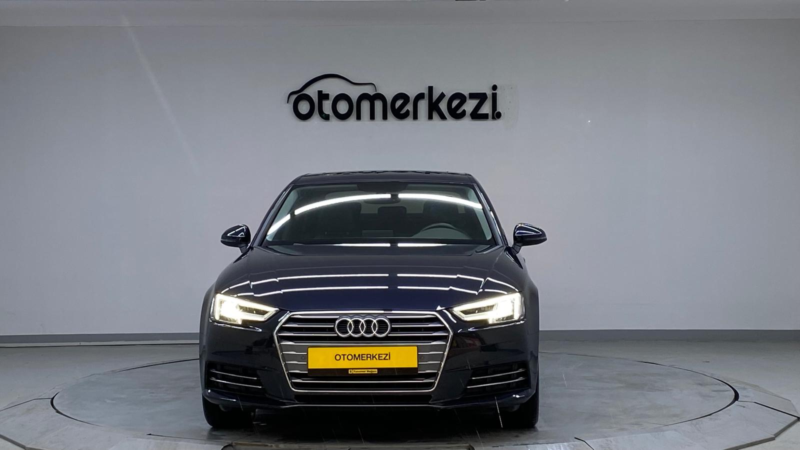 AUDI A4 2